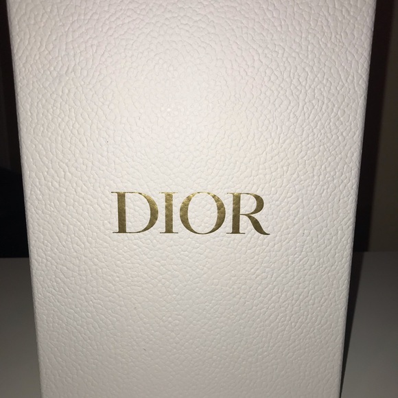 Dior Revitalizing Ritual - Picture 6 of 9